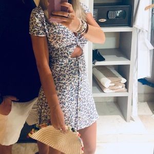 Vestique Floral Dress